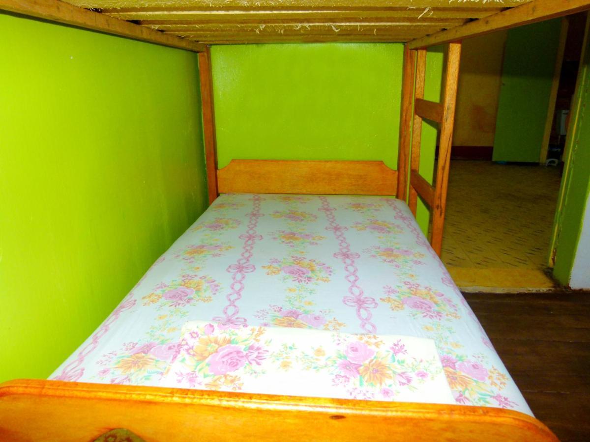 Bed and Breakfast A&T Amazon Backpacker'S Ікітос Екстер'єр фото